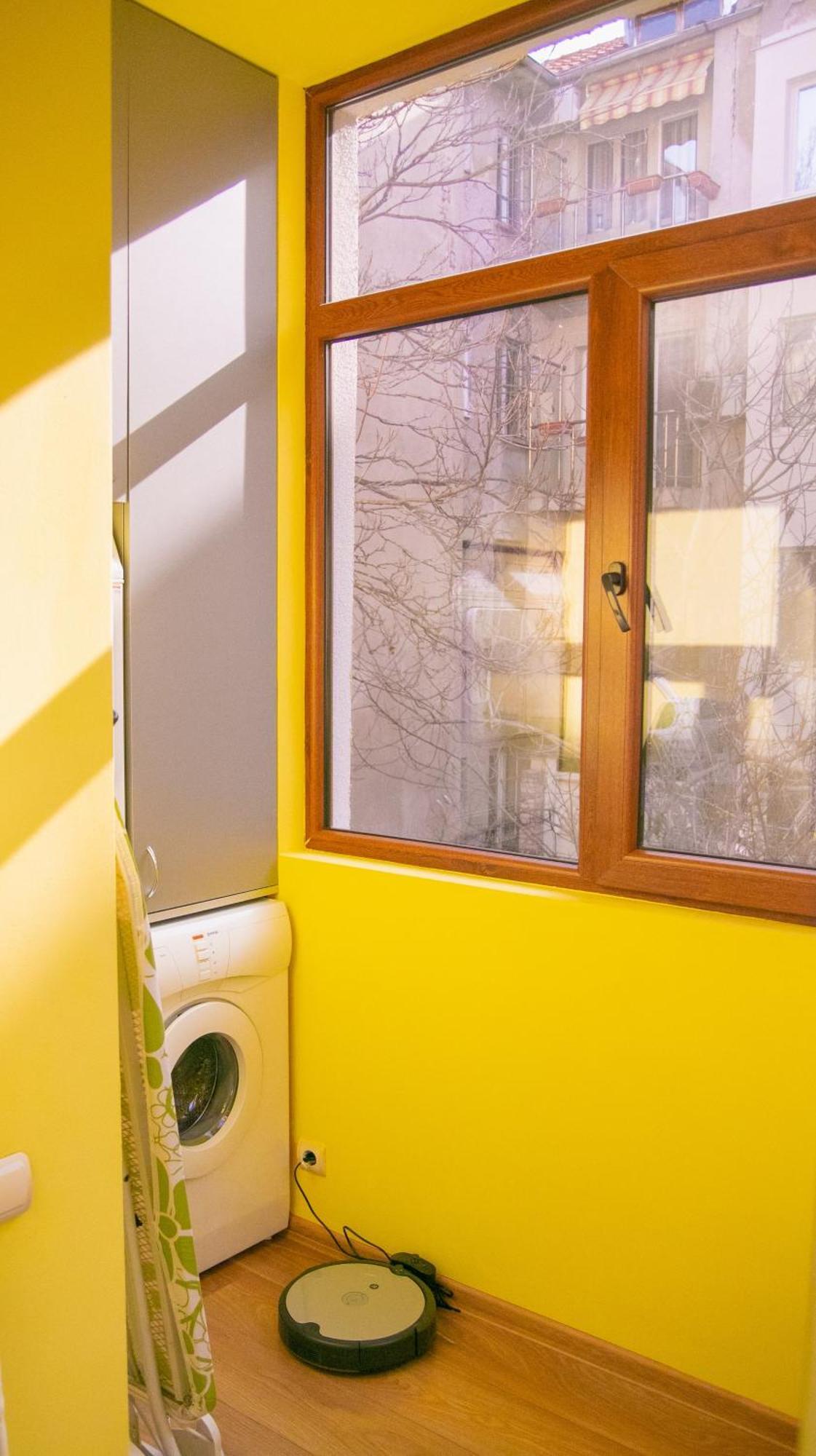 Spacious 1 Bed Flat Near Vitosha Blvd