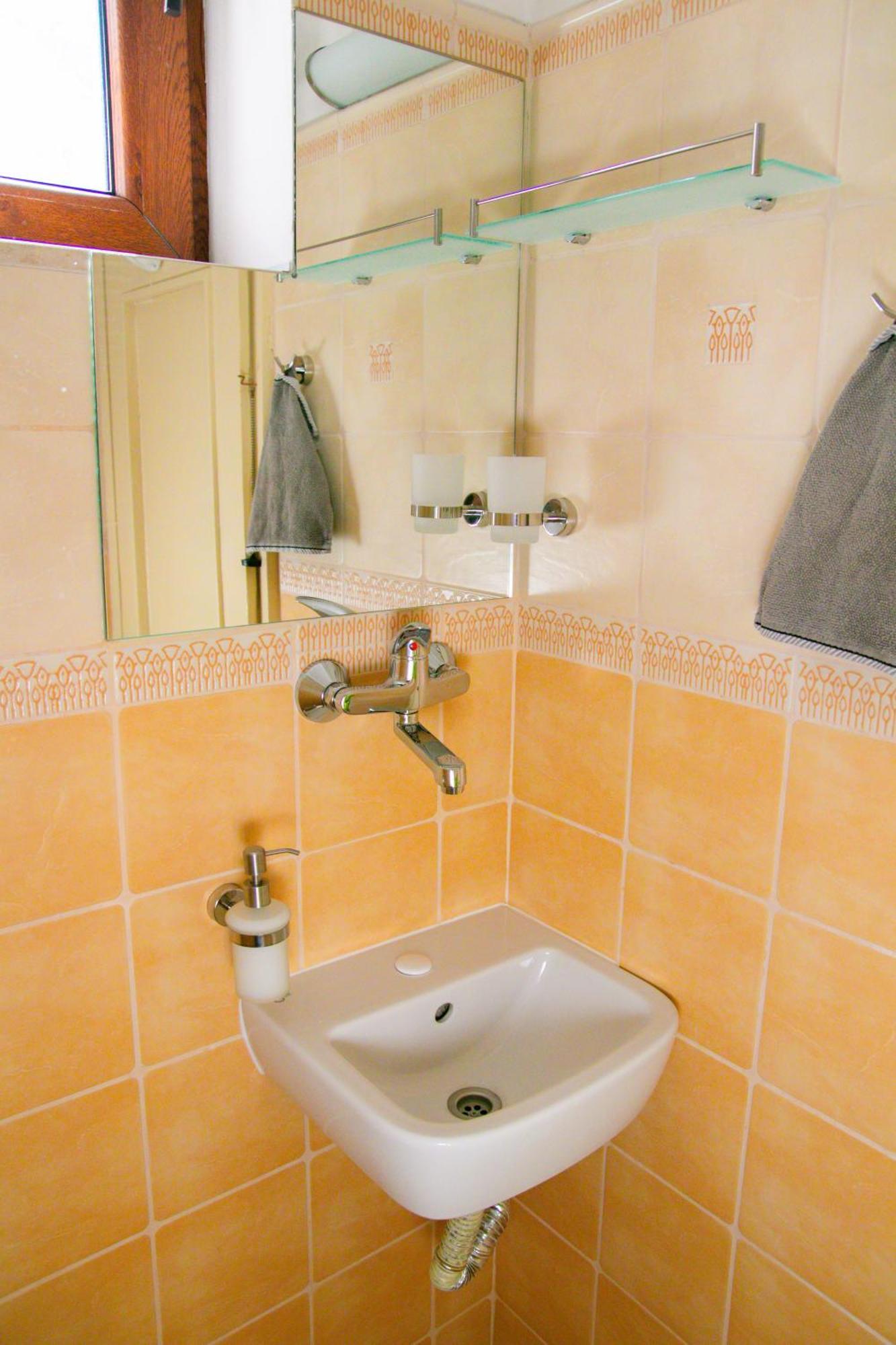 Spacious 1 Bed Flat Near Vitosha Blvd Apartment