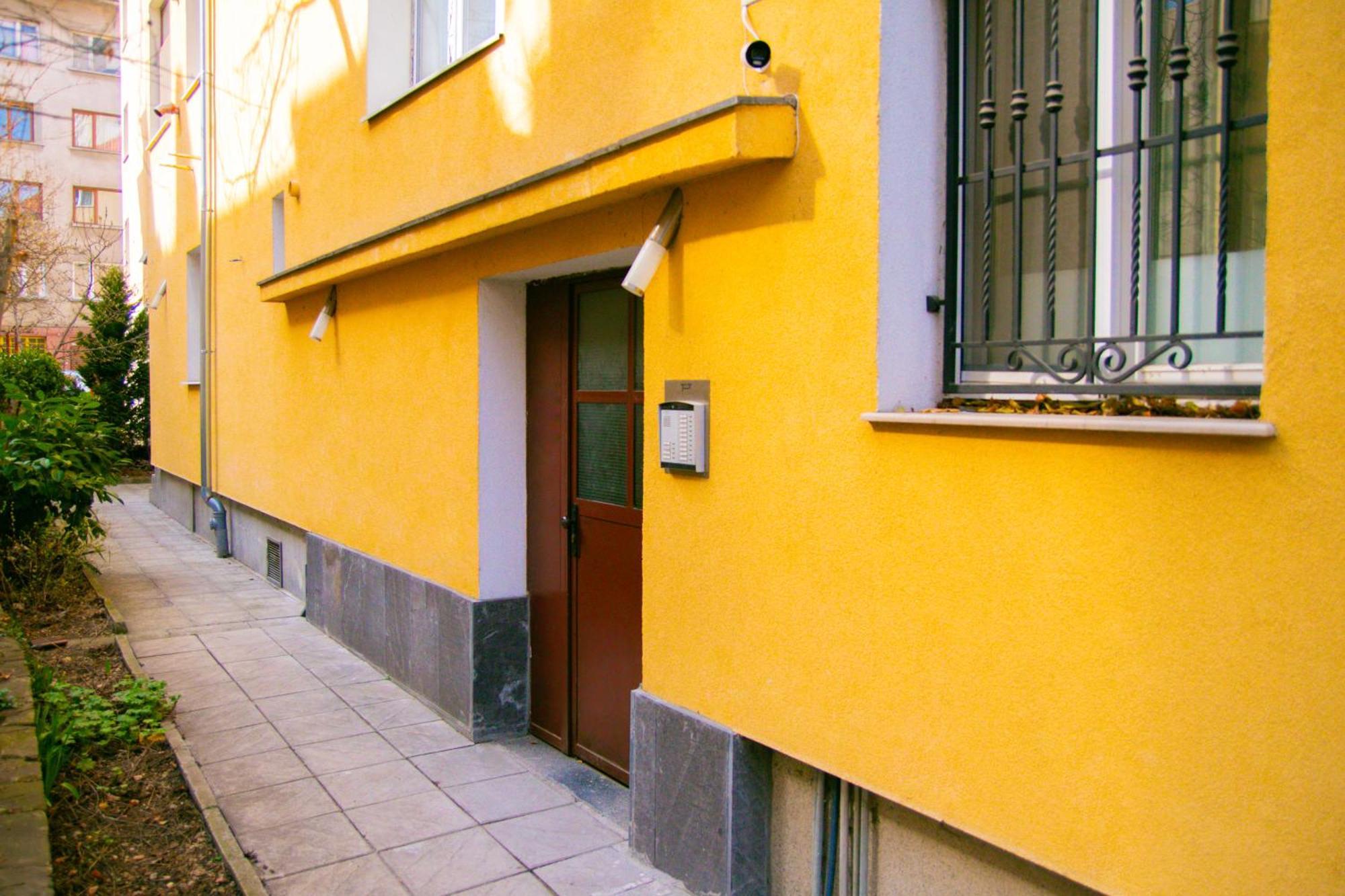 Spacious 1 Bed Flat Near Vitosha Blvd Sofia